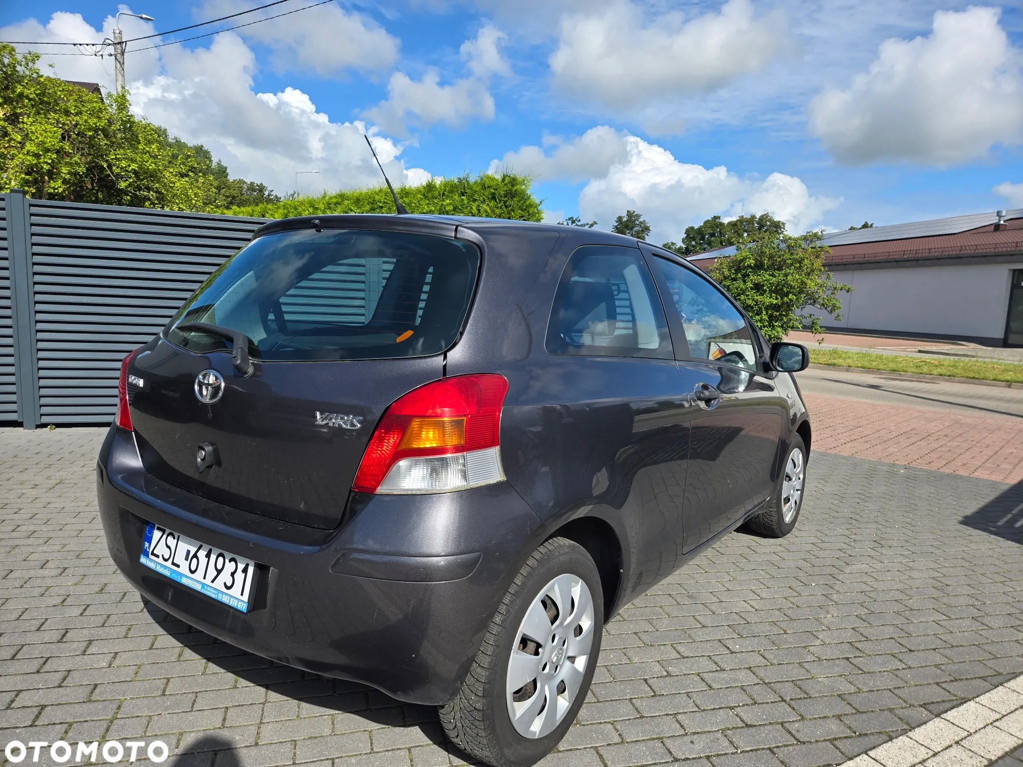 Toyota Yaris 1.0 Active - 5