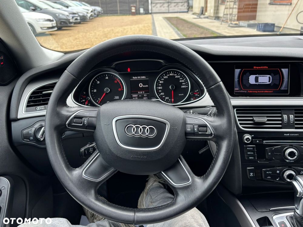Audi A4 Avant 2.0 TDI DPF clean diesel multitronic S line Sportpaket - 16