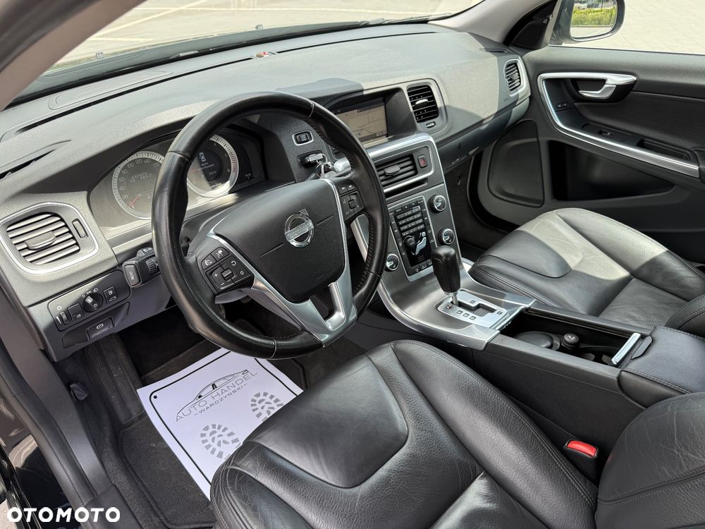 Volvo S60 D5 Geartronic Summum - 9