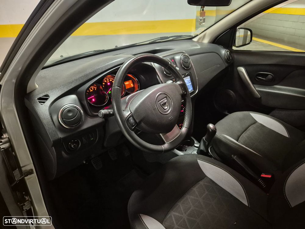 Dacia Sandero 0.9 TCe Stepway - 26