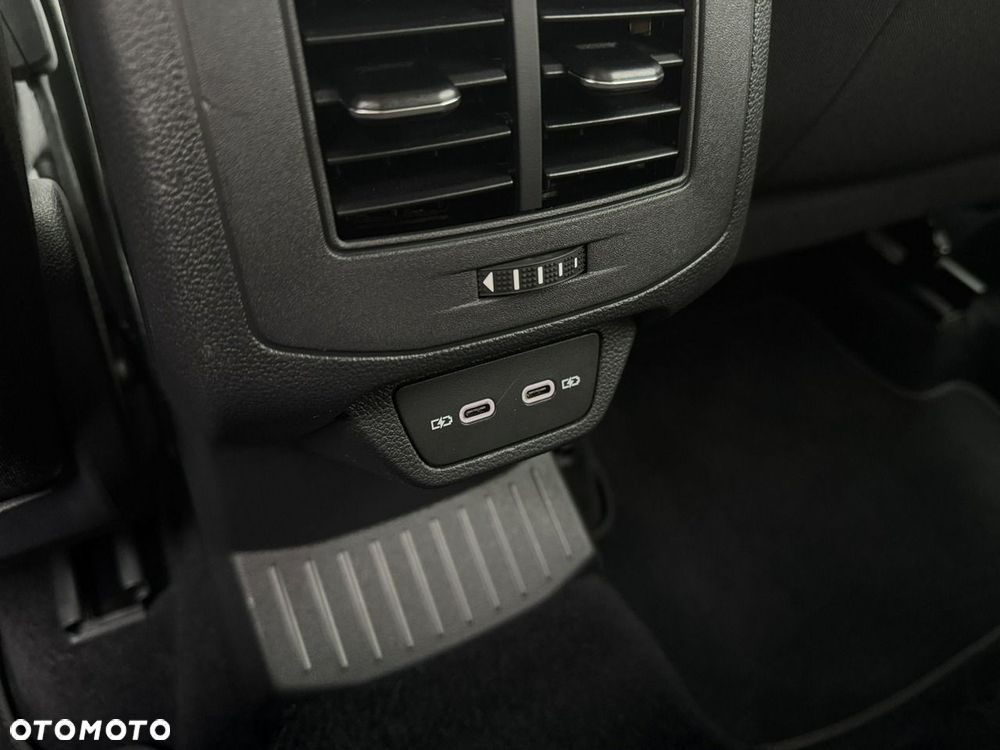 Volkswagen T-Roc 2.0 TSI 4Motion Style DSG - 31