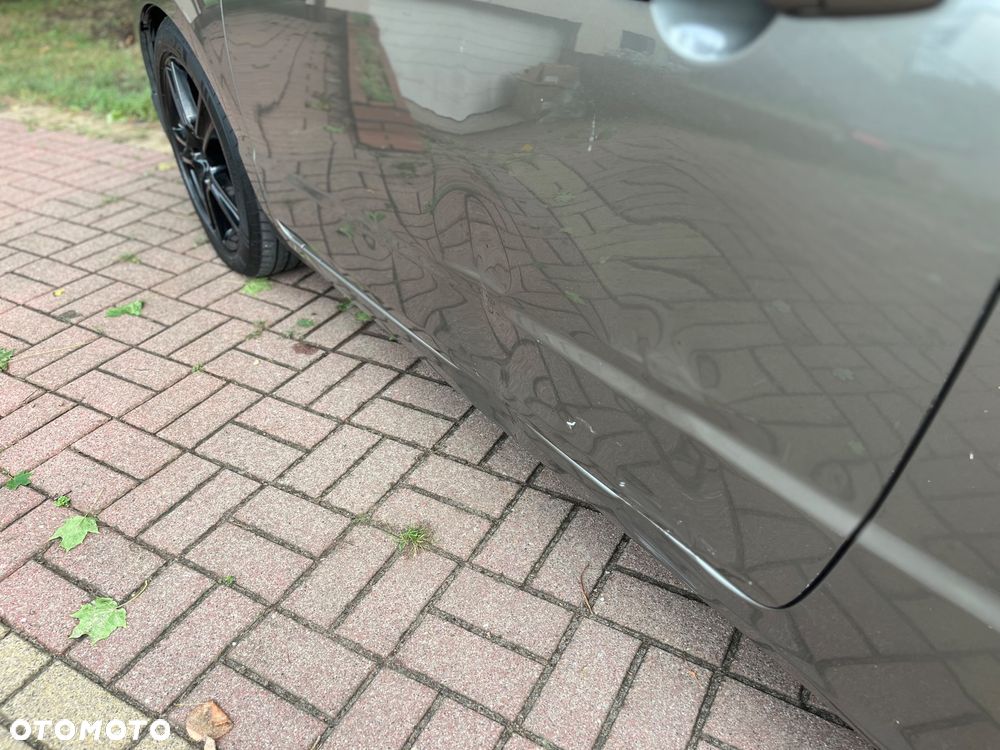 Honda Civic 1.8 LX Coupe - 13