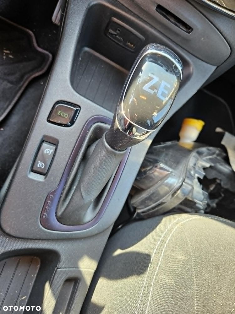 Renault Zoe - 30