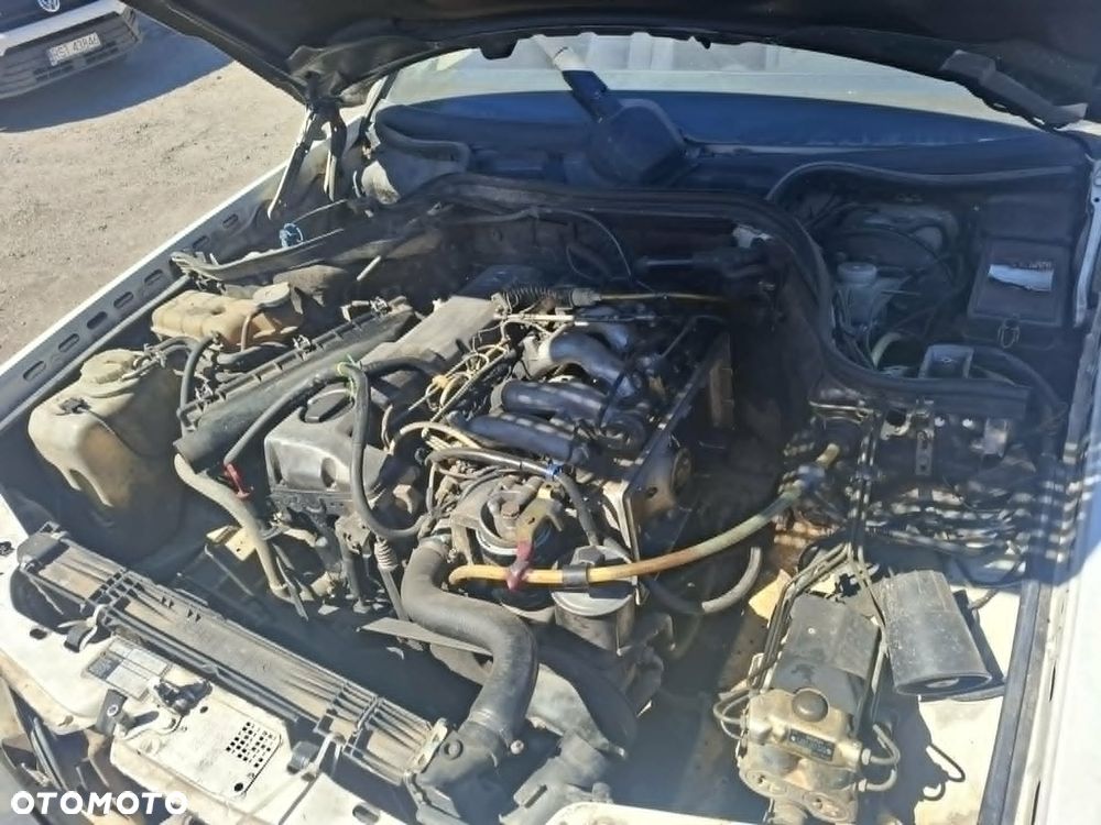 Mercedes 124 - 6