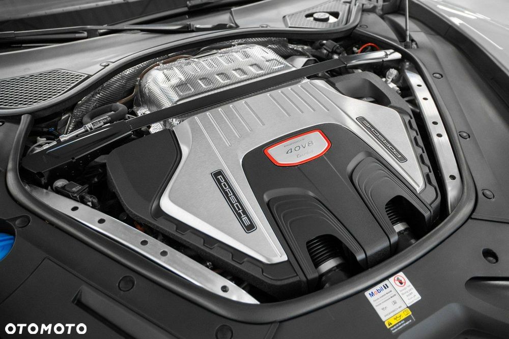 Porsche Panamera Turbo - 17