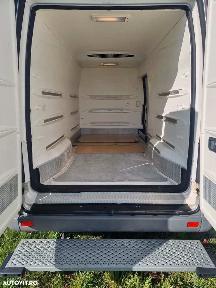 Mercedes-Benz Sprinter - 8