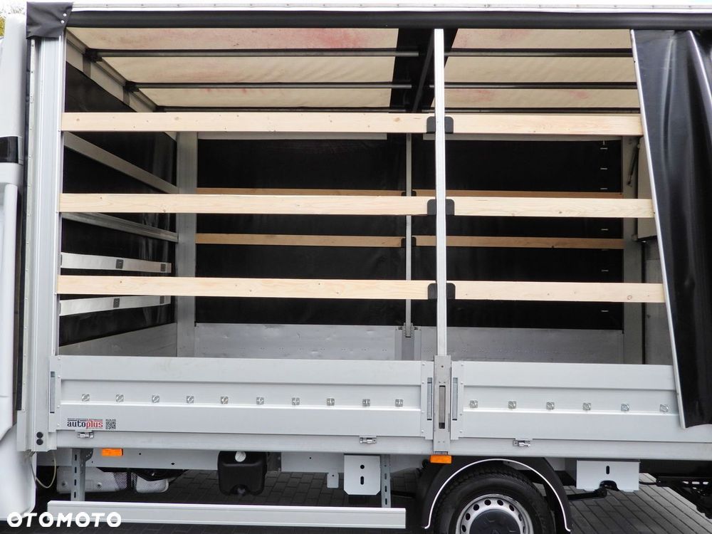 Renault MASTER PLANDEKA WINDA 9 PALET WEBASTO TEMPOMAT LEDY PNEUMATYKA KLIMATYZACJA  165KM - 24