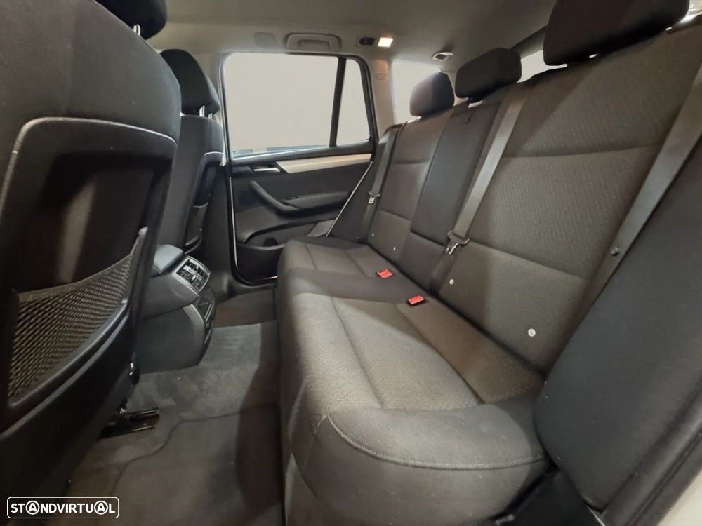 BMW X3 18 d sDrive Advantage Auto - 14