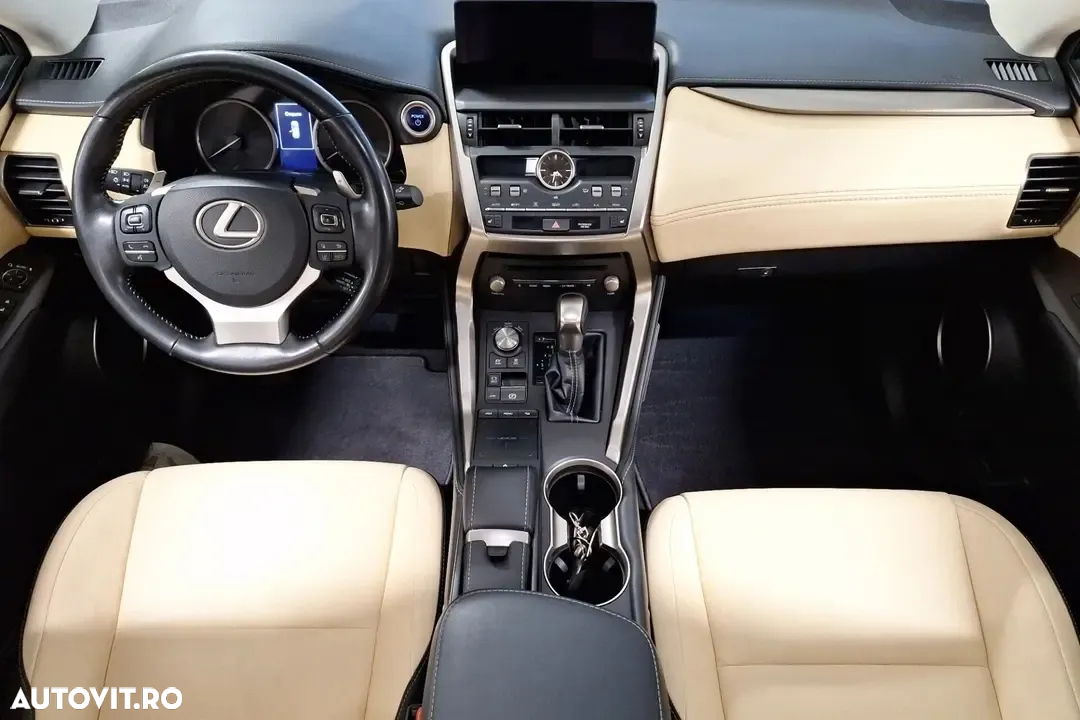 Lexus Seria NX 300h AWD Executive Plus - 2