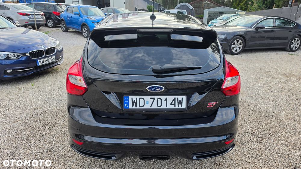 Ford Focus 2.0 EcoBoost ST mit Leder-Exclusiv-Paket - 14