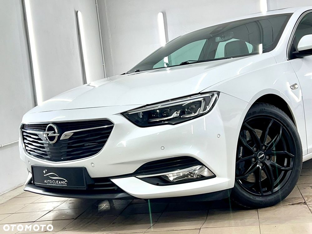 Opel Insignia 2.0 T 4x4 Innovation S&S - 12