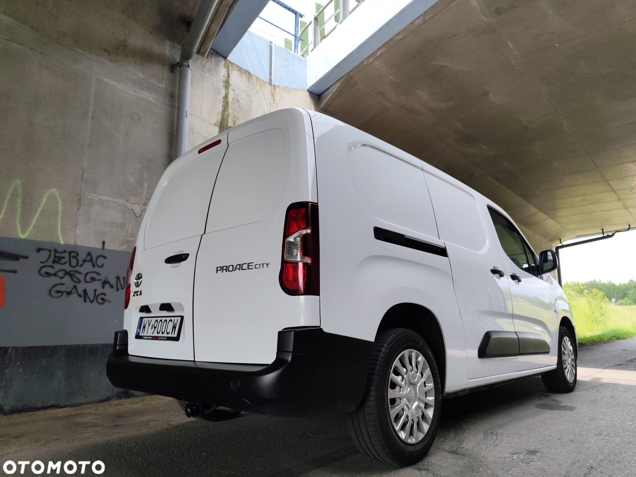 Toyota Proace City 1.5 D-4D Long 2,4t Active (bryg.) - 28