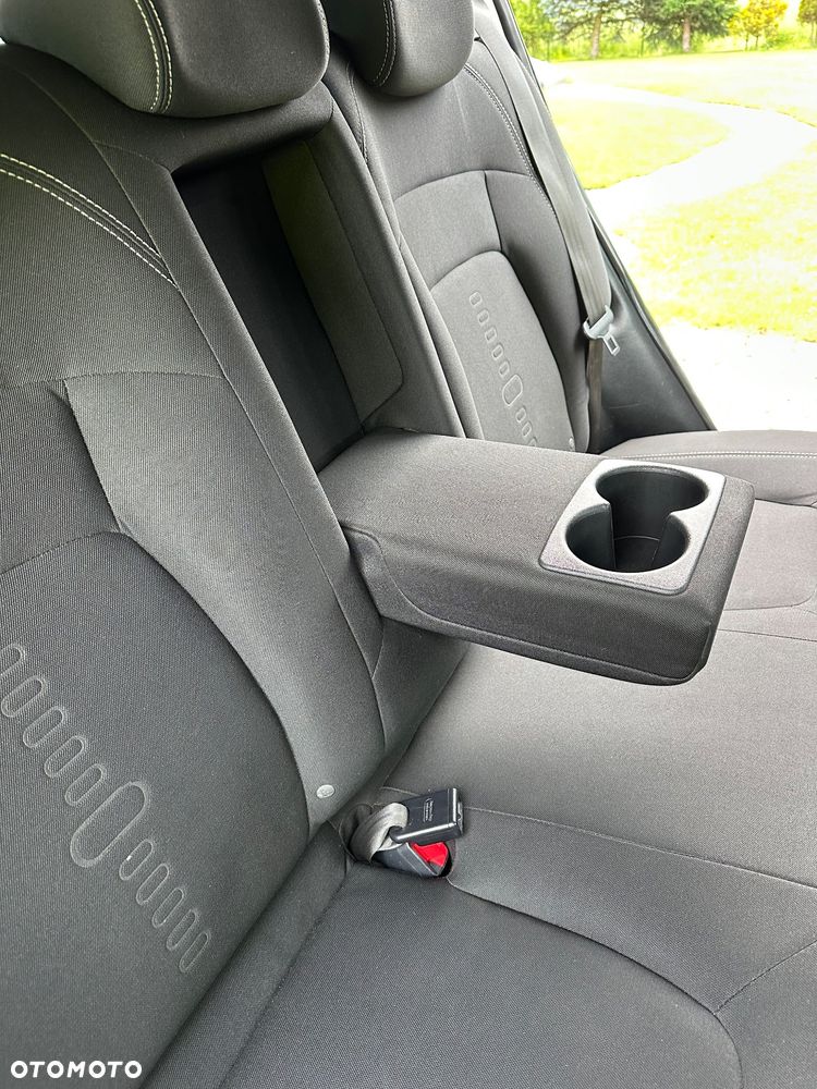 Kia Sportage 2.0 CVVT 4WD Automatik Vision - 35