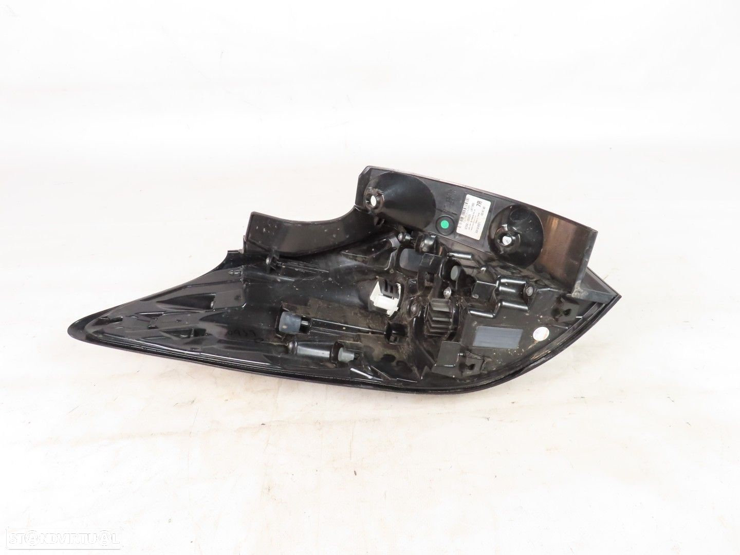 Farolim do Painel Direito/Trás Seminovo/ Original TOYOTA YARIS CROSS (MXP_) 8155... - 3
