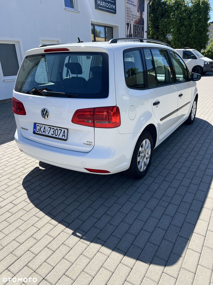 Volkswagen Touran - 3