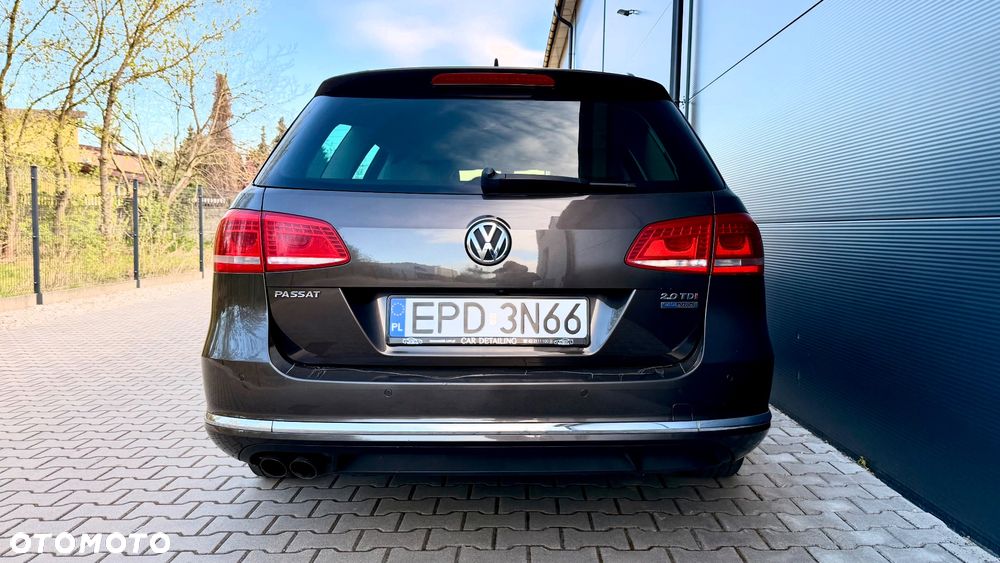 Volkswagen Passat 2.0 TDI DPF Highline - 5