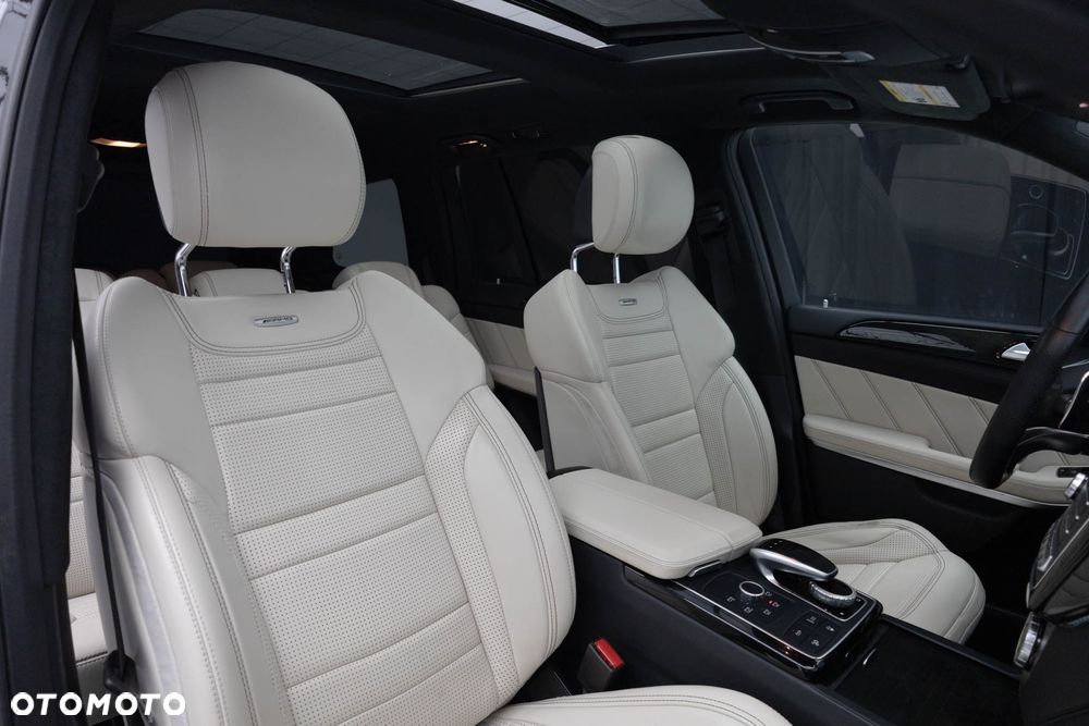 Mercedes-Benz GLS AMG 63 4Matic AMG Speedshift 7G-TRONIC - 35