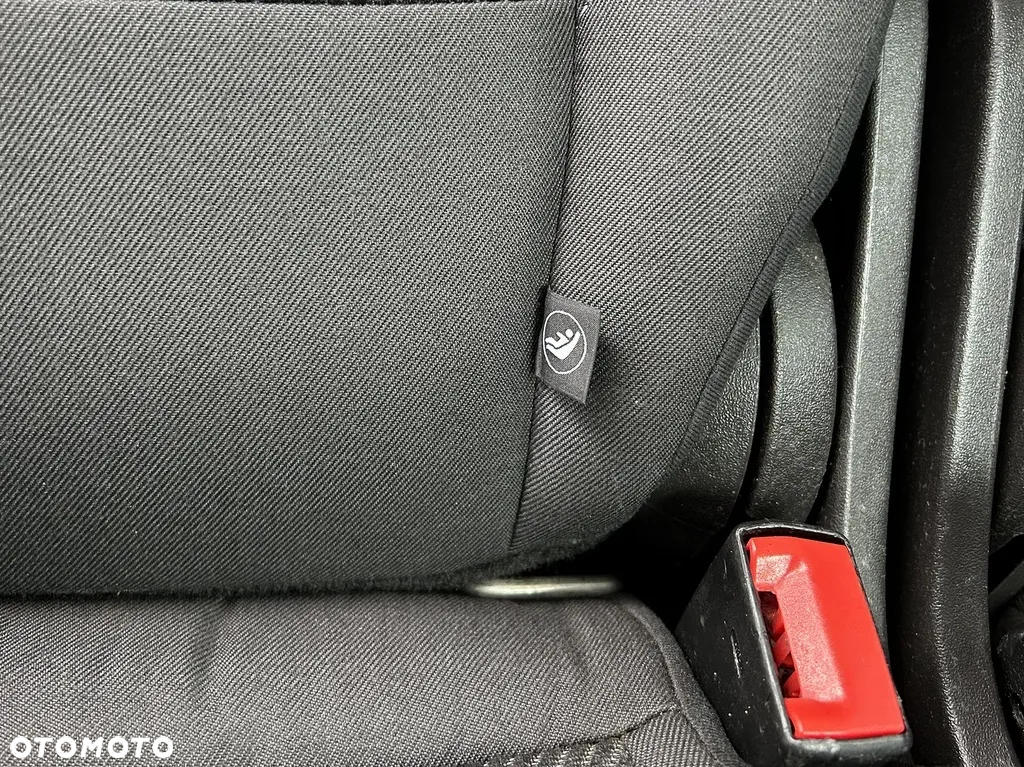 Ford Kuga - 30