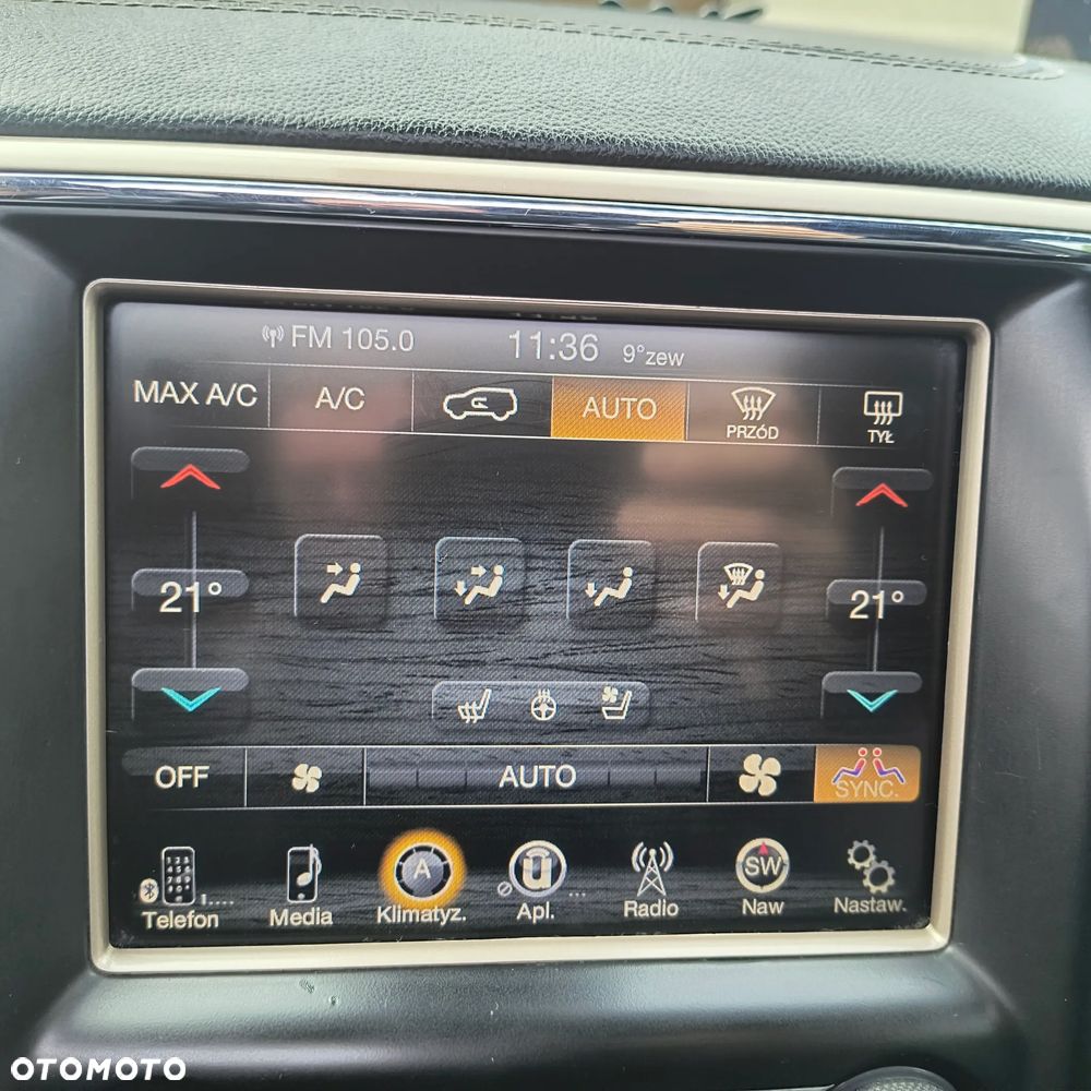 Jeep Grand Cherokee 5.7 V8 HEMI Overland Summit - 23