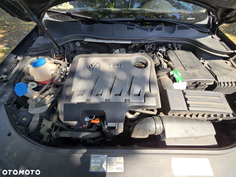 Volkswagen Passat Variant 2.0 Blue TDI DSG SCR Highline - 15