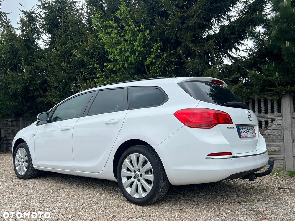 Opel Astra 1.4 Turbo - 29