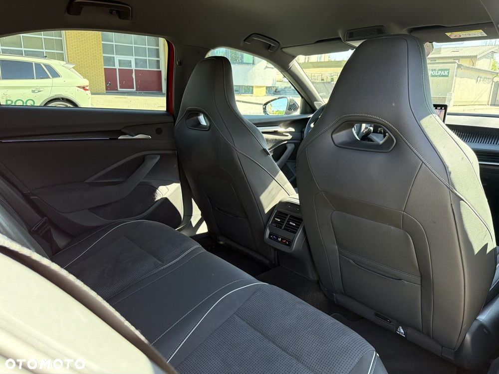 Skoda Superb 2.0 TSI Sportline DSG - 20