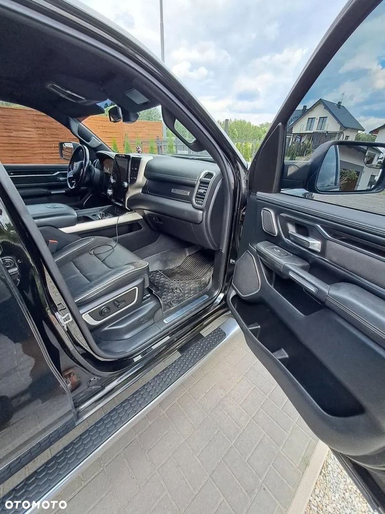 Dodge RAM 5.7 4x4 - 10