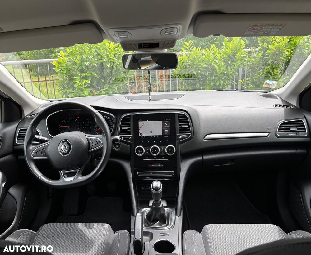 Renault Megane BLUE dCi 115 INTENS - 9