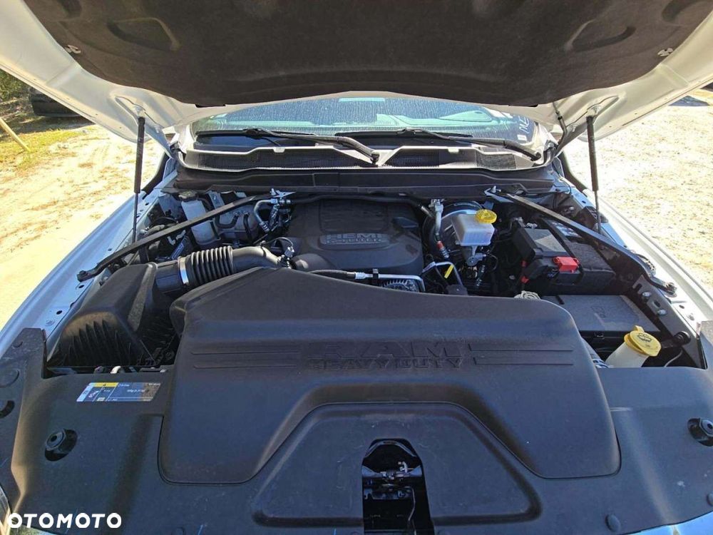 RAM 2500 - 8