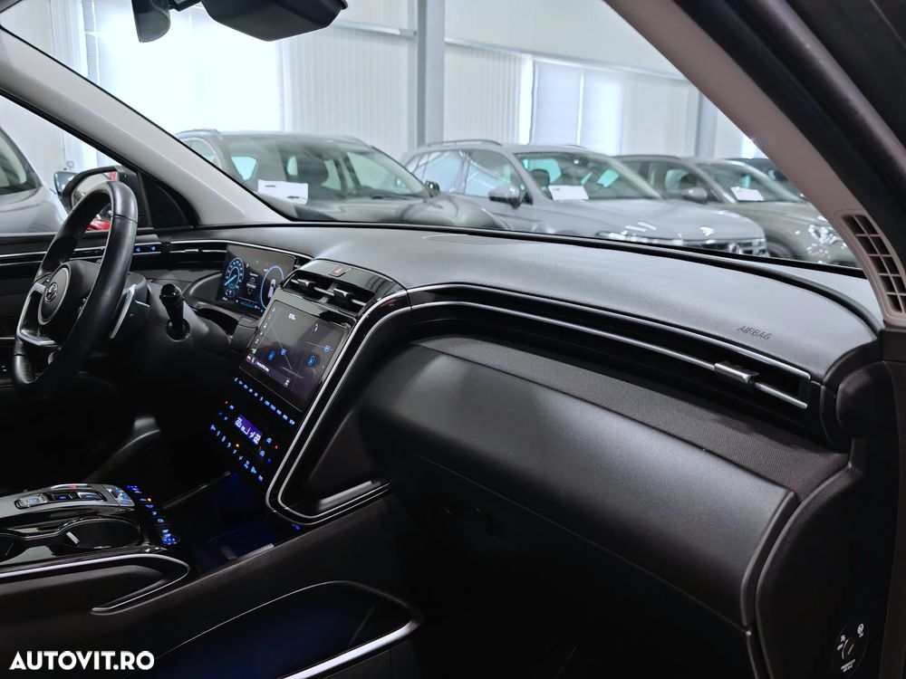 Hyundai Tucson 1.6 CRDi 48V-Hybrid 2WD DCT Prime - 12