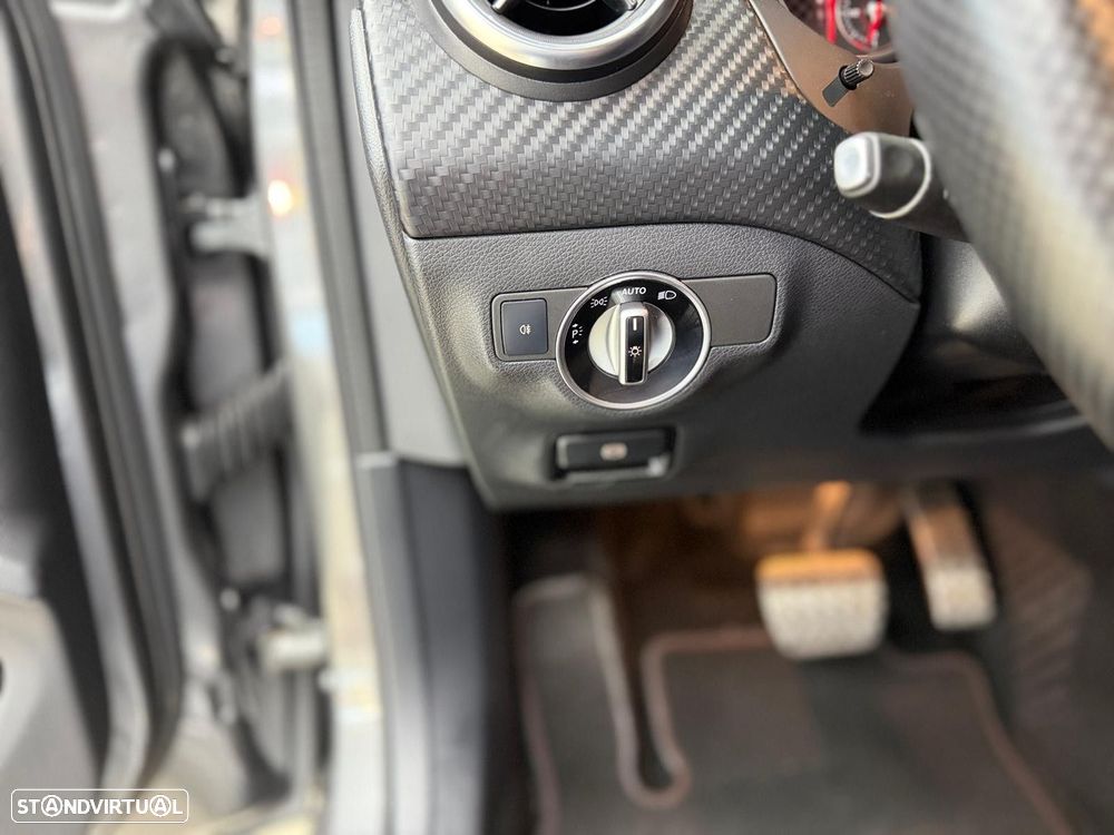 Mercedes-Benz A 220 d AMG Line Aut. - 22