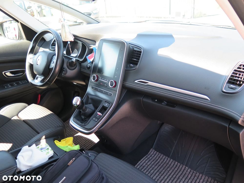 Renault Scenic ENERGY TCe 115 S&S Dynamique - 26