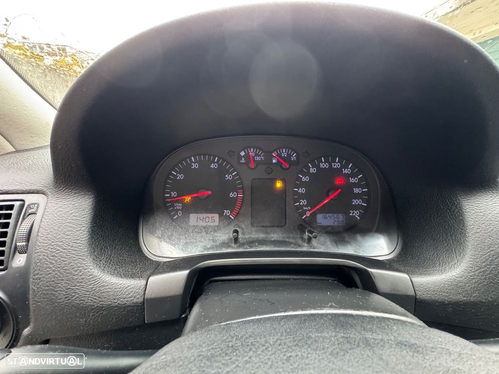 VW Golf 1.4i Confortline AC - 14