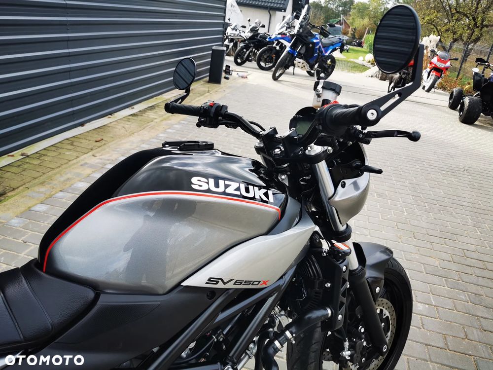 Suzuki SV - 11