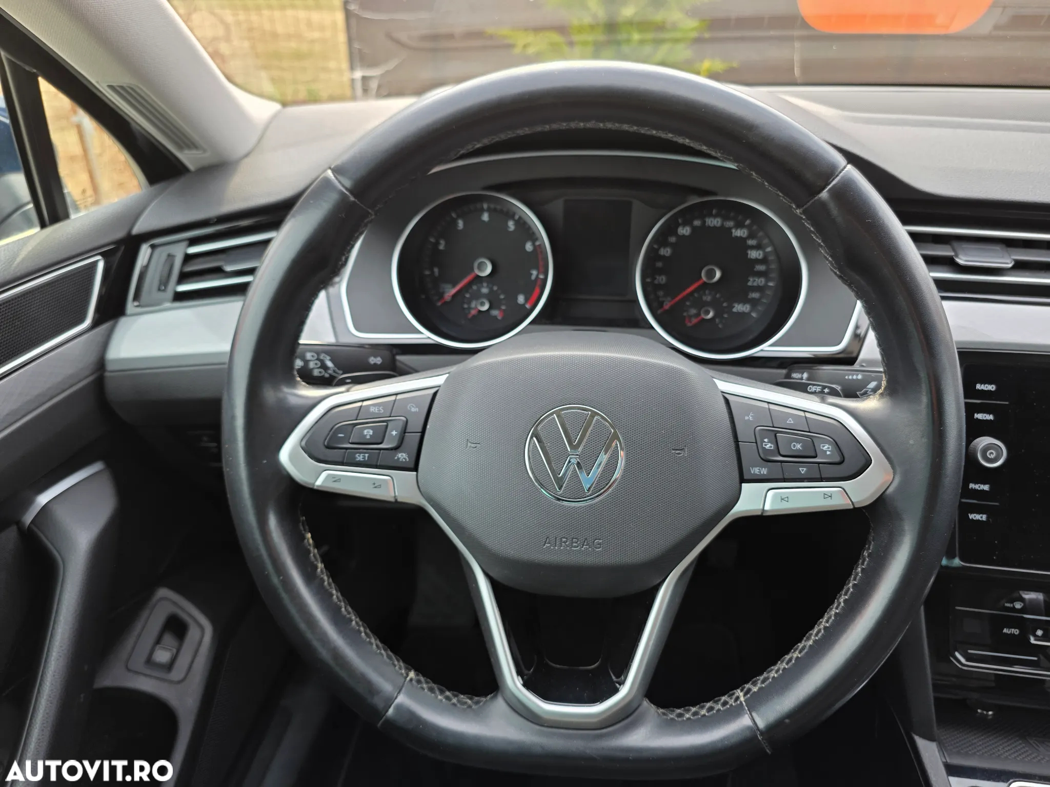 Volkswagen Passat 1.5 TSI OPF DSG Business - 11