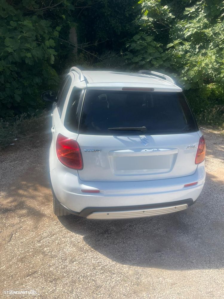 Suzuki SX4 1.5 VVT GL Outdoor Line - 3