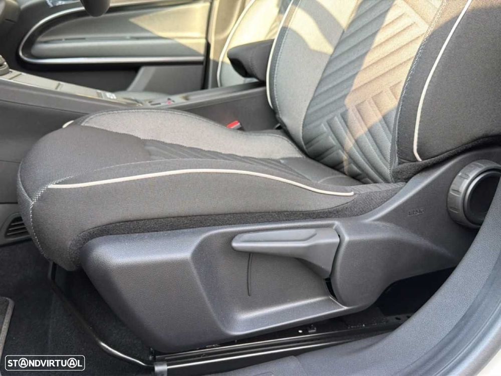 Fiat 600 1.2 Hybrid Icon - 19