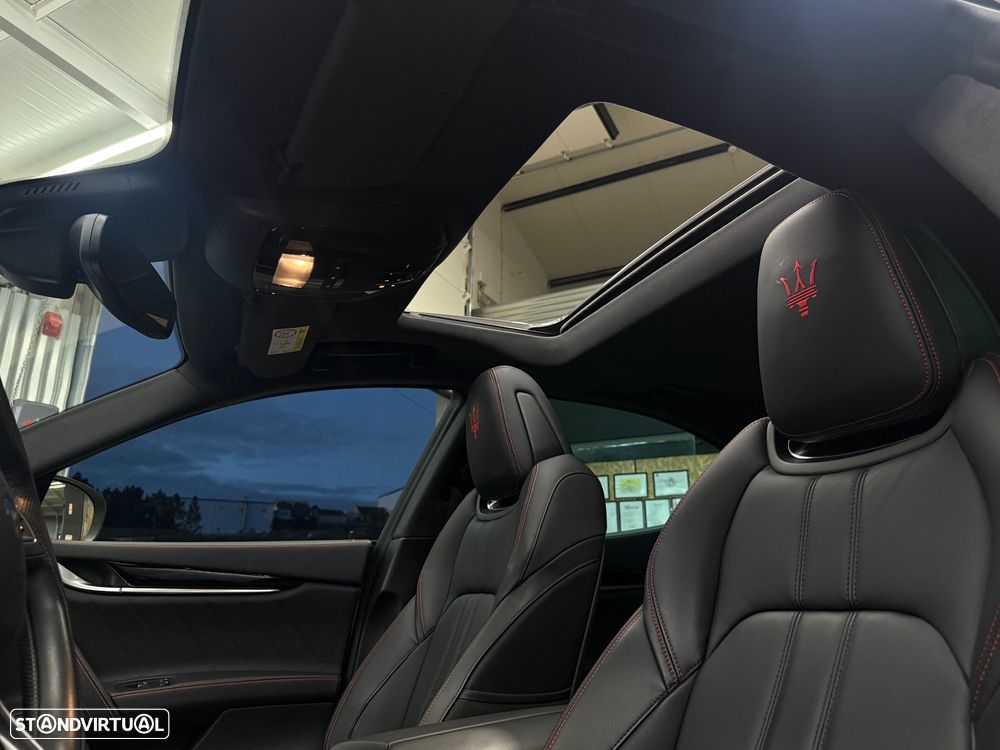 Maserati Ghibli GT Hybrid - 26