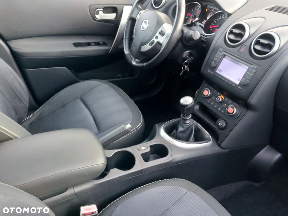 Nissan Qashqai - 10