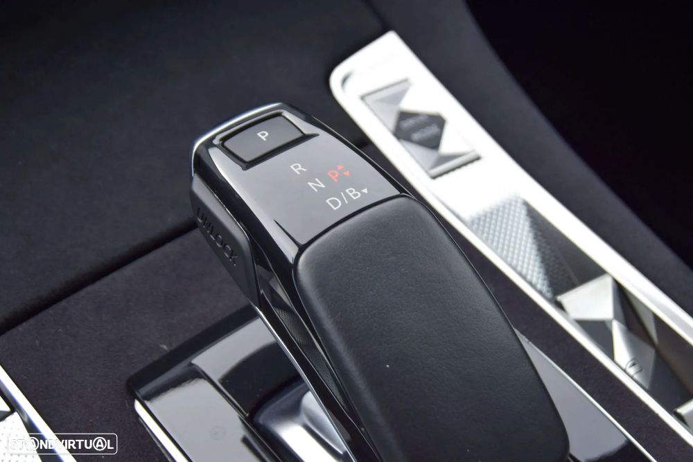 DS DS7 Crossback E-Tense Performance Line EAT8 - 14