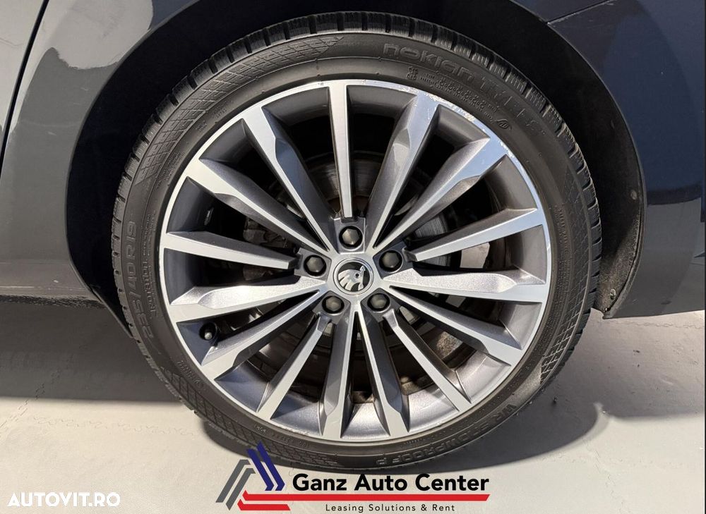 Skoda Superb 2.0 TDI 4X4 DSG Laurin & Klement - 14