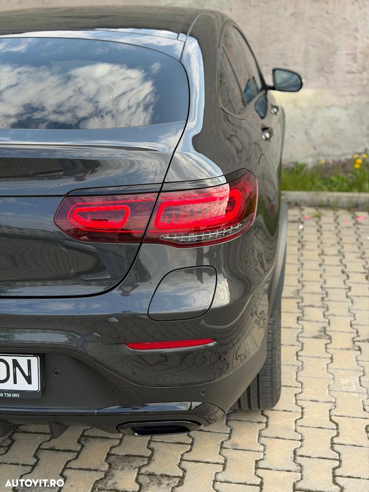 Mercedes-Benz GLC Coupe 300 e 4MATIC - 6