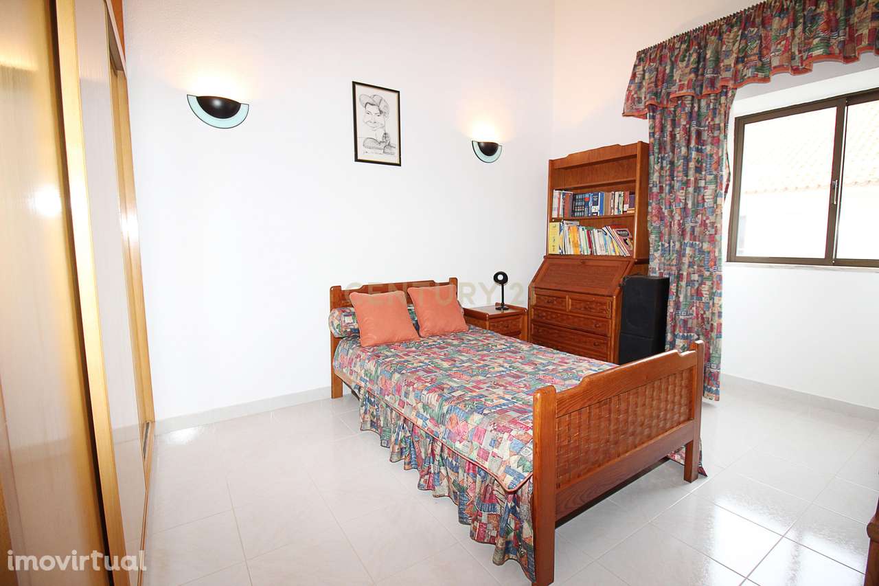 Moradia T3 em Bartolomeu de Messines c/ Loja para habitação ou investi - Grande imagem: 4/20