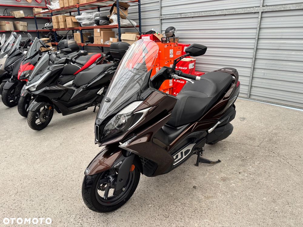 Kymco Downtown - 3