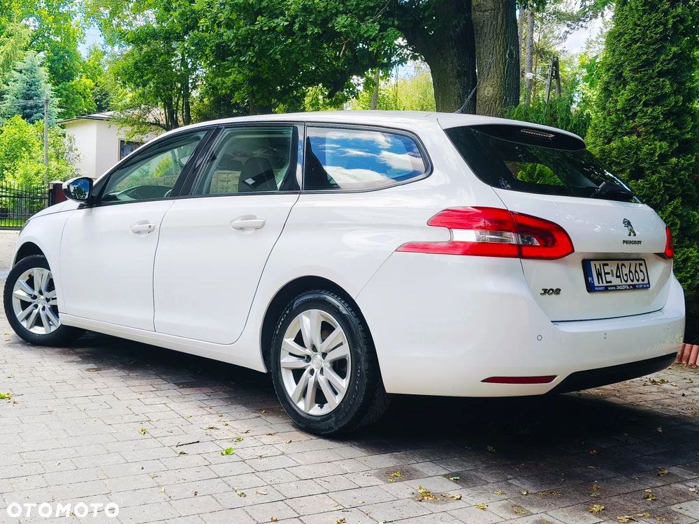 Peugeot 308 1.5 BlueHDi Active Pack Business S&S EAT8 - 4