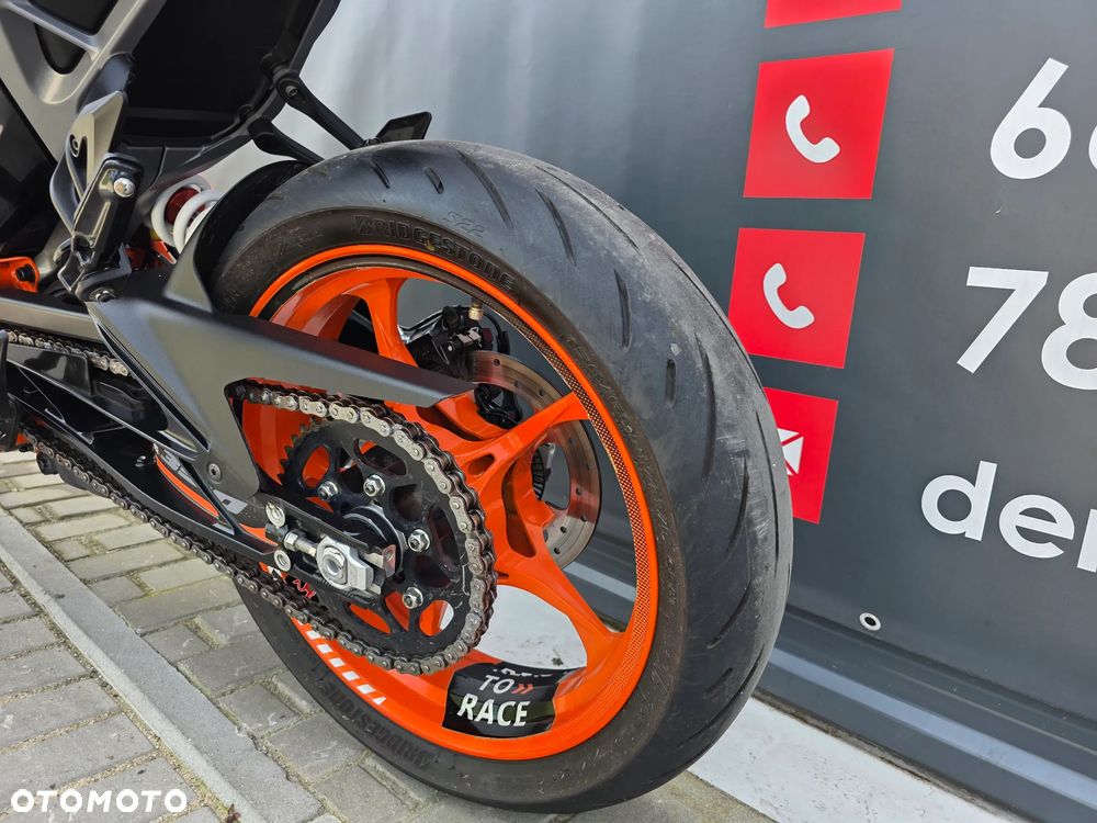 KTM Duke 390 - 9