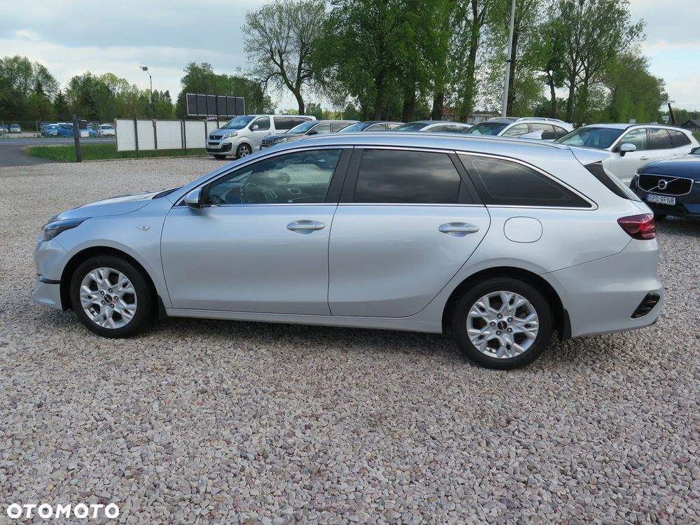 Kia Ceed 1.5 T-GDI M - 3