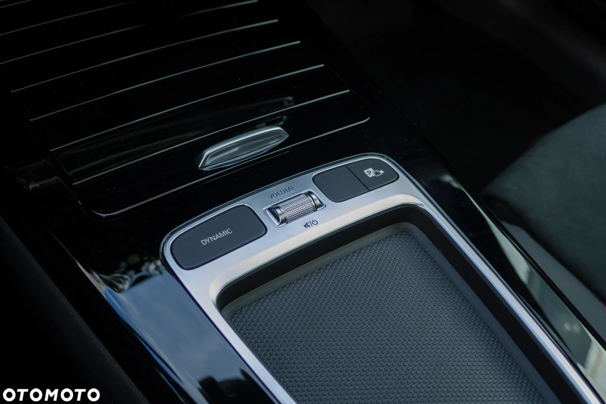 Mercedes-Benz CLA 200 AMG Line 7G-DCT - 32