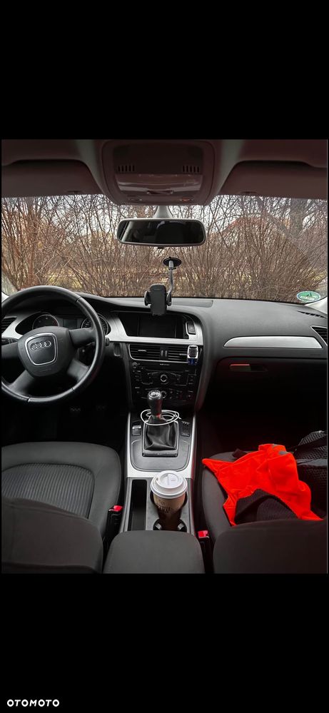 Audi A4 Avant - 9