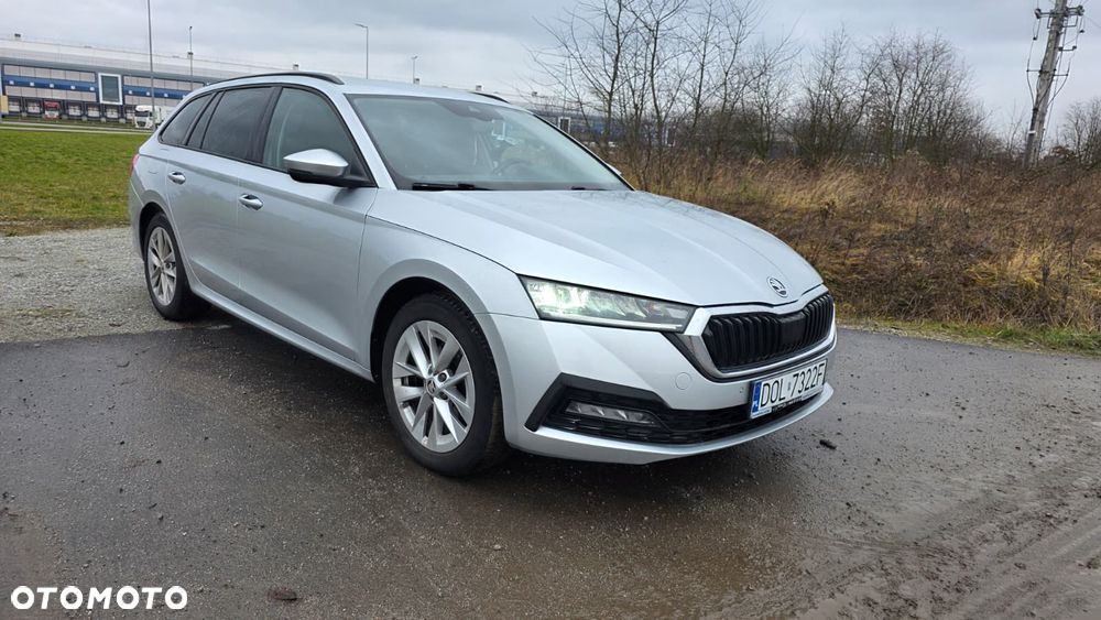 Skoda Octavia 2.0 TDI Ambition - 2